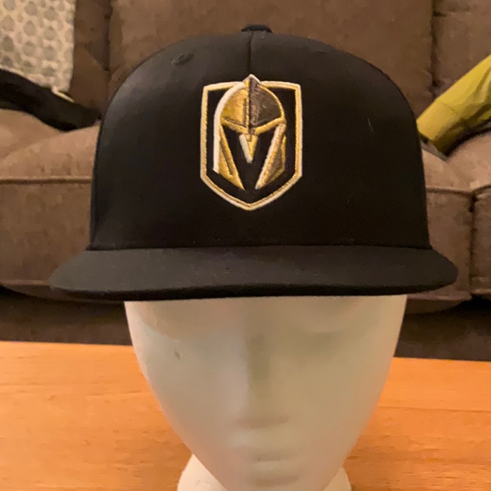 Lids Las Vegas Golden Knights Youth Fitted Cap, Size 6 1/2 to 6 7/8.